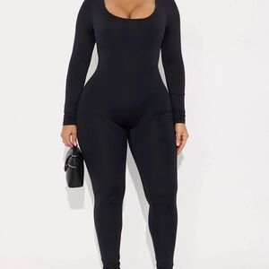 Fashion Nova Black Scoop-Neck Long Sleeve Jumpsuit